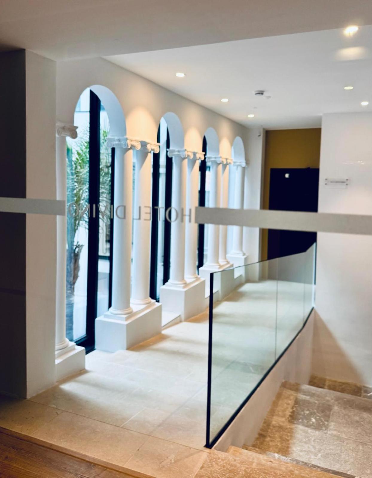 Hotel Divino & Apartments Figueras Extérieur photo
