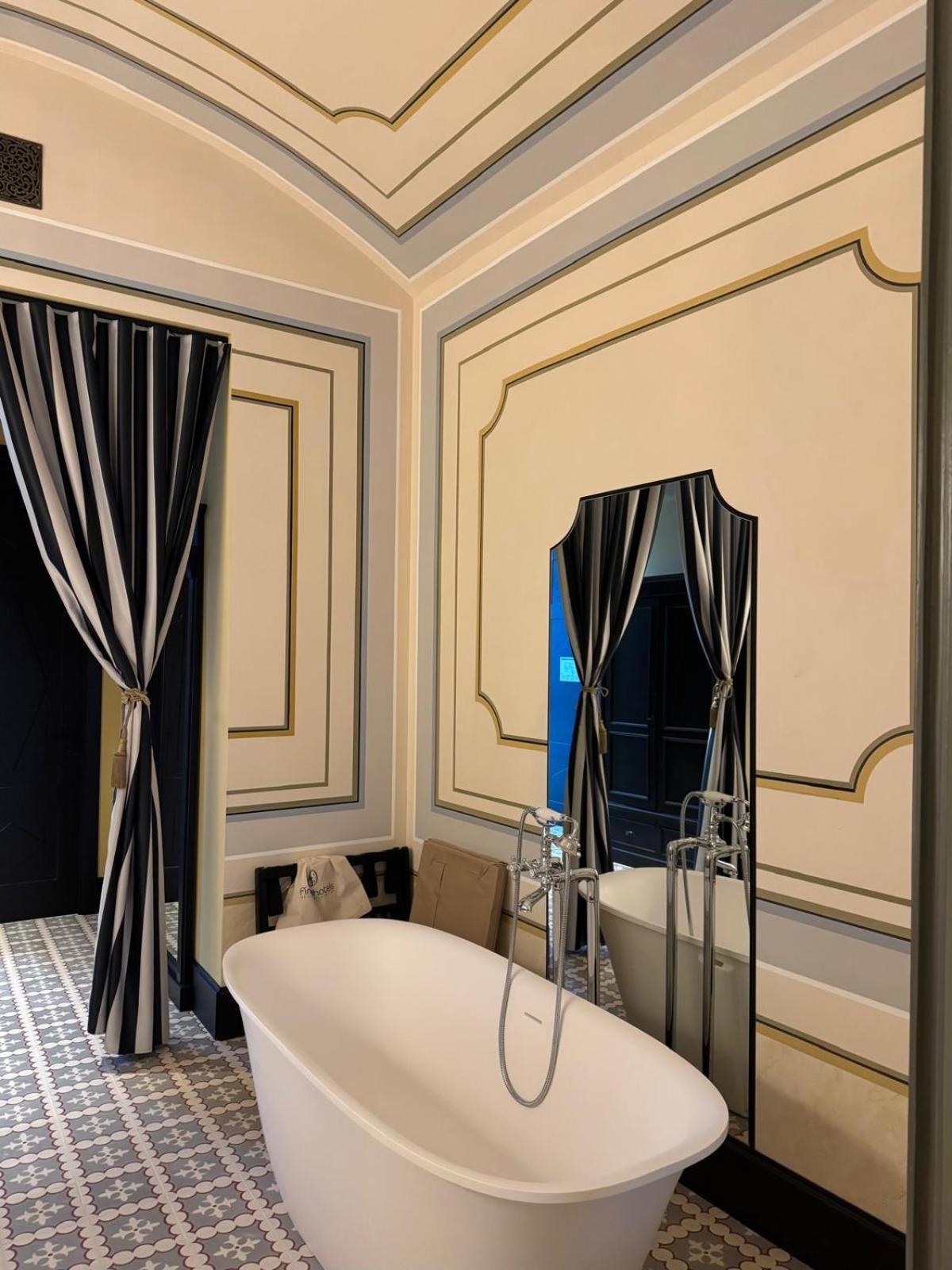 Hotel Divino & Apartments Figueras Extérieur photo
