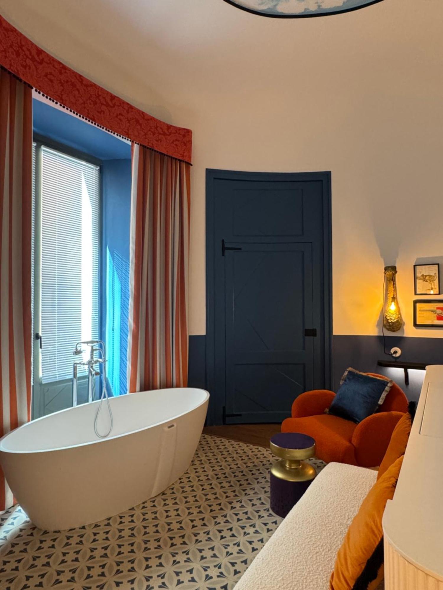 Hotel Divino & Apartments Figueras Extérieur photo