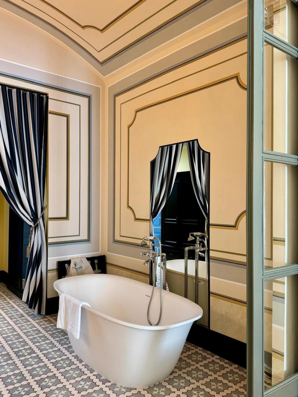 Hotel Divino & Apartments Figueras Extérieur photo